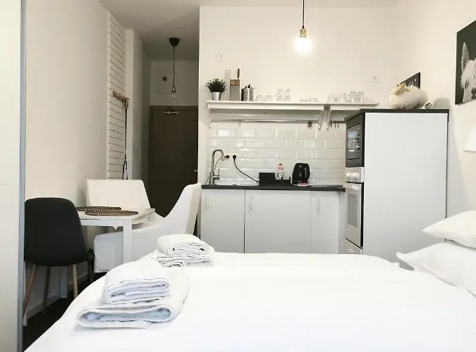 Apartman Bernard 1.10 *